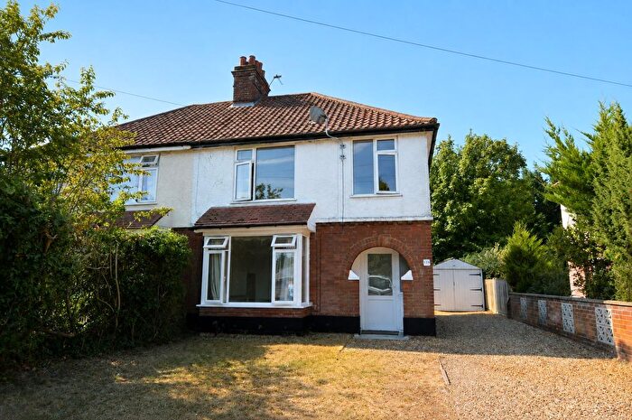3 Bedroom Semi Detached House To Rent In Earlham Green Lane, Norwich, NR5