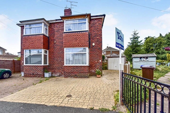 2 Bedroom Semi-Detached House For Sale In Chatsworth Park Grove, Sheffield, S12