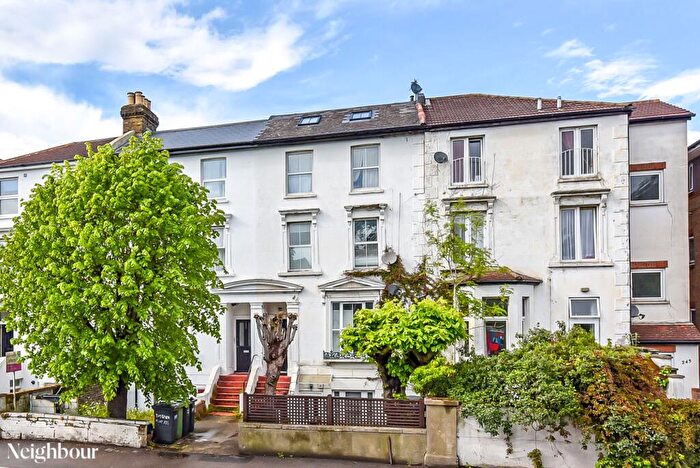 1 Bedroom Flat To Rent In Addiscombe Road, Croydon, CR0