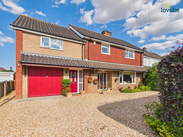 4 Bedroom Detached House For Sale In Beech Avenue, Nettleham, LN2