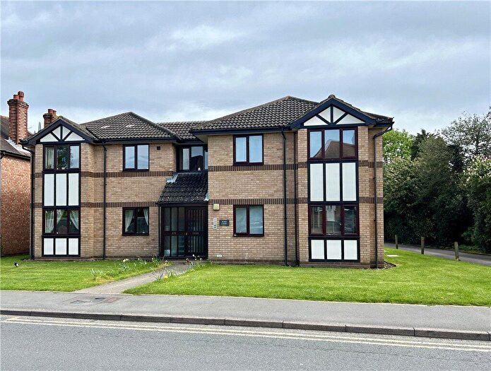 1 Bedroom Apartment For Sale In Grange Road, Guildford, Surrey, GU2