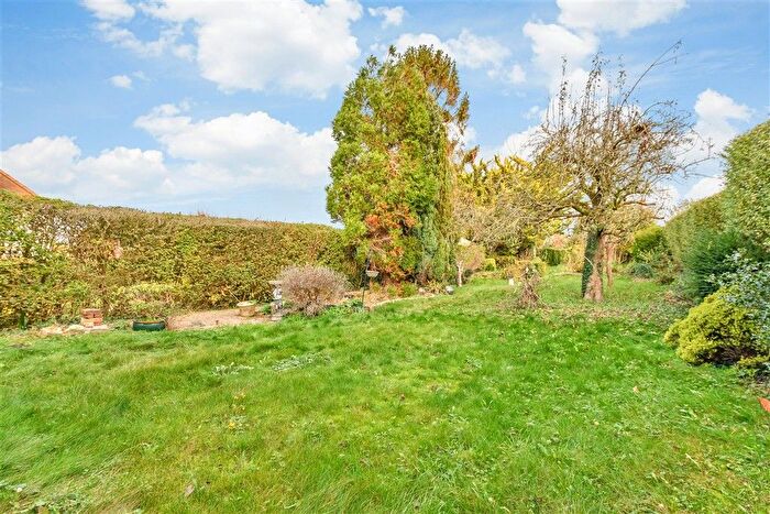 3 Bedroom Detached House For Sale In Eynsford Rise, Eynsford, Dartford, Kent, DA4