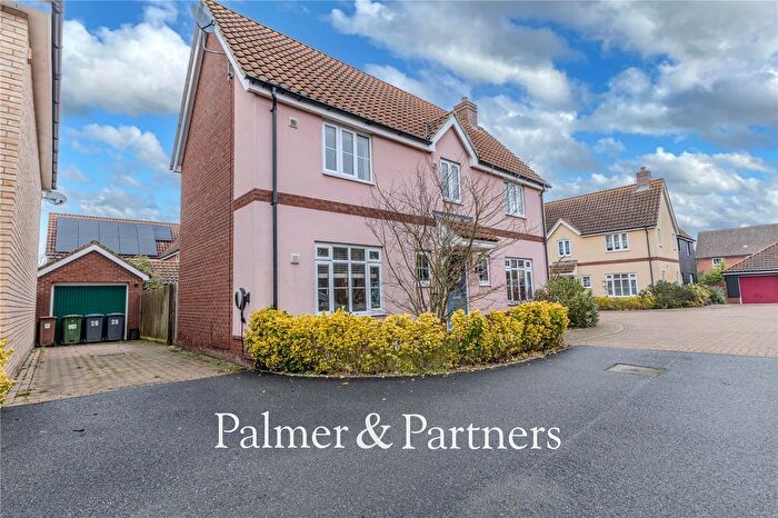 4 Bedroom Detached House For Sale In Montagu Drive, Saxmundham, Suffolk, IP17