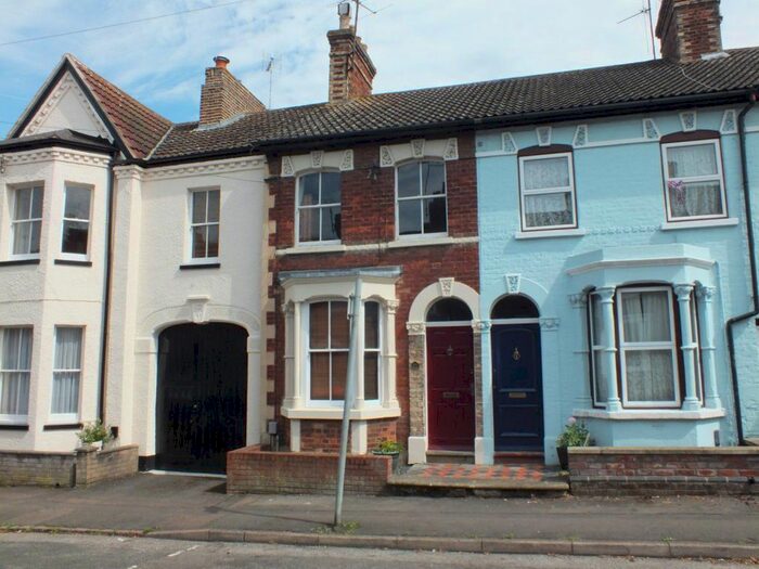 2 Bedroom Property To Rent In Waterloo Road, Linslade, Leighton Buzzard, LU7