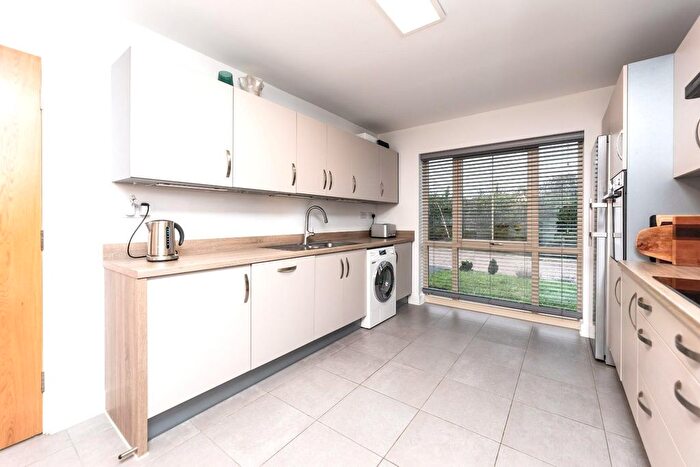 4 Bedroom Detached House For Sale In Arnall Street, Castleford, West Yorkshire, WF10