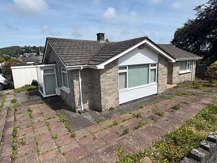 3 Bedroom Bungalow For Sale In Clinton Drive, St. Austell, PL25