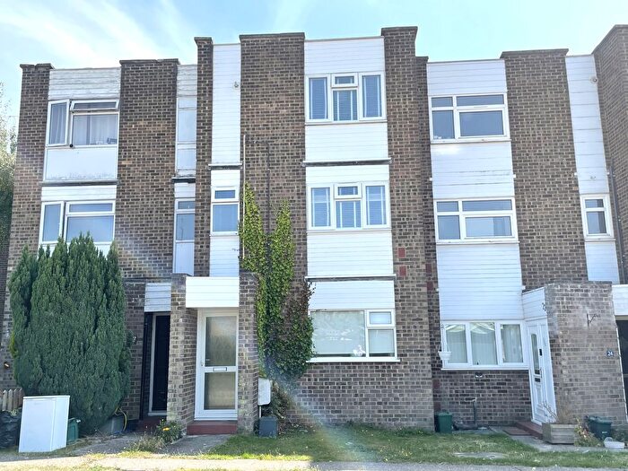 2 Bedroom Maisonette To Rent In Birck Beck, Windrush Drive, Chelmsford, CM1