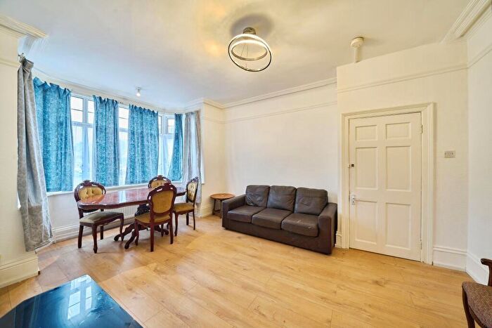 2 Bedroom Flat To Rent In A Eagle Road, Wembley, HA0