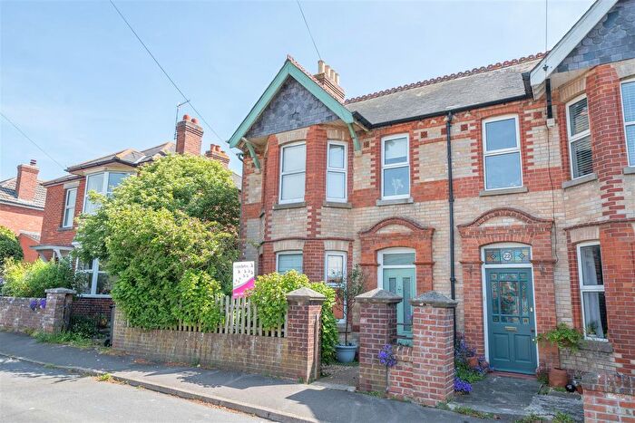 5 Bedroom Semi-Detached House For Sale In Jestys Avenue, Weymouth, DT3