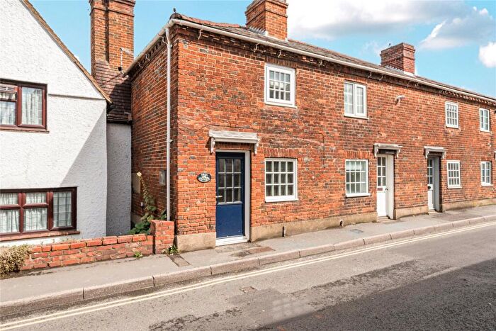 1 Bedroom Terraced House For Sale In Newark Lane, Ripley, Surrey, GU23