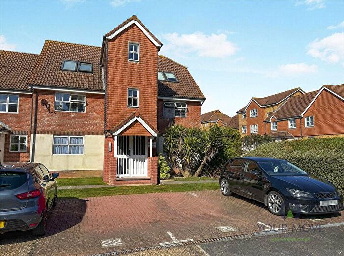1 Bedroom Flat For Sale In Plymouth Close, Eastbourne, East Sussex, BN23