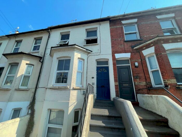 Studio To Rent In Newland Road, Worthing, BN11