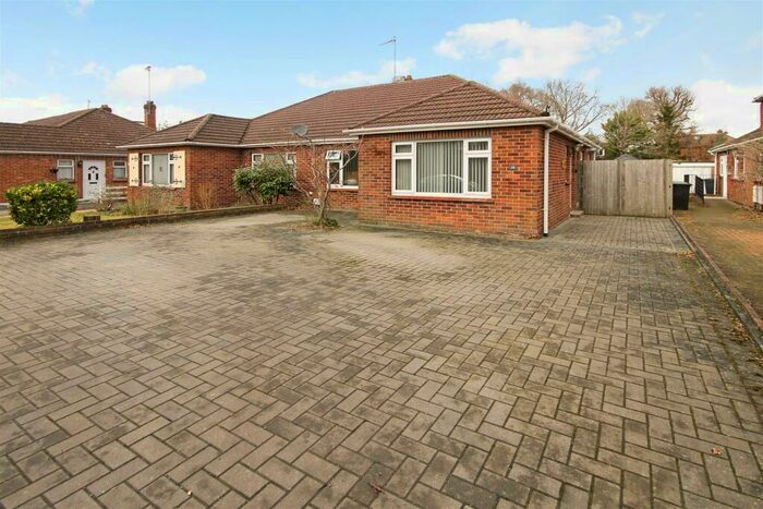 2 Bedroom Bungalow To Rent In Malthouse Lane, Burgess Hill, West Sussex, RH15