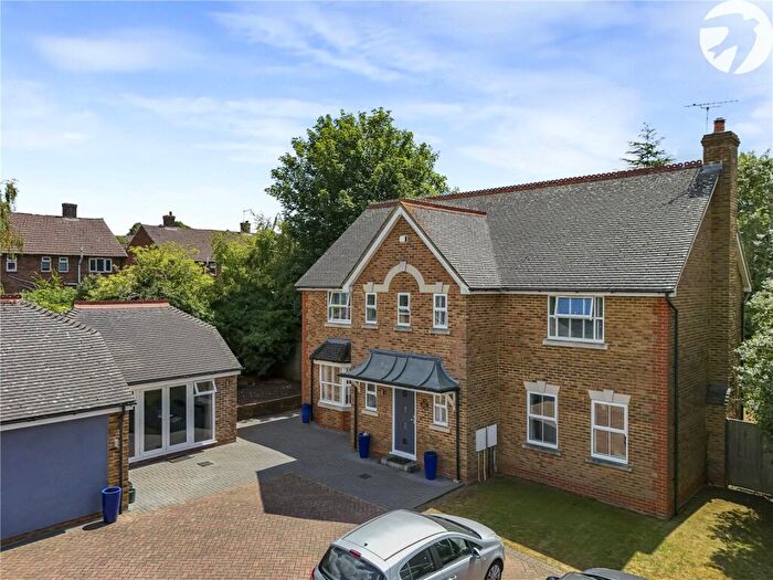 5 Bedroom Detached House For Sale In Horton Road, Horton Kirby, Kent, DA4