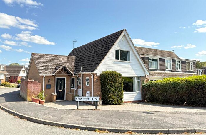 3 Bedroom Detached Bungalow For Sale In Chestnut Close, Bottesford, NG13