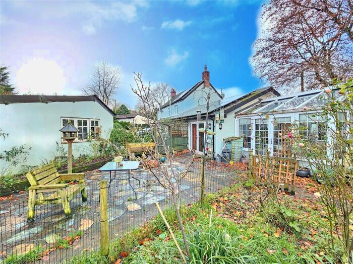 3 Bedroom Detached House For Sale In Torrington, Devon, EX38