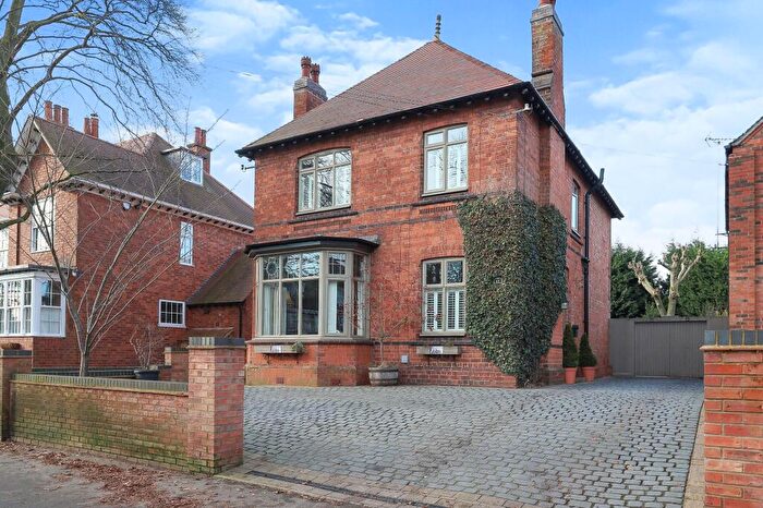4 Bedroom Detached House For Sale In Coventry Road, Coleshill, Birmingham, B46
