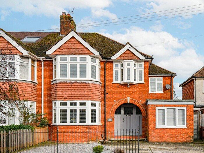 4 Bedroom Semi Detached House For Sale In Chandos Road, Newbury, Berkshire, RG14