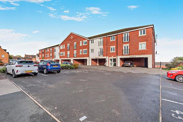 2 Bedroom Apartment For Sale In Southgate Way, Dudley, DY1