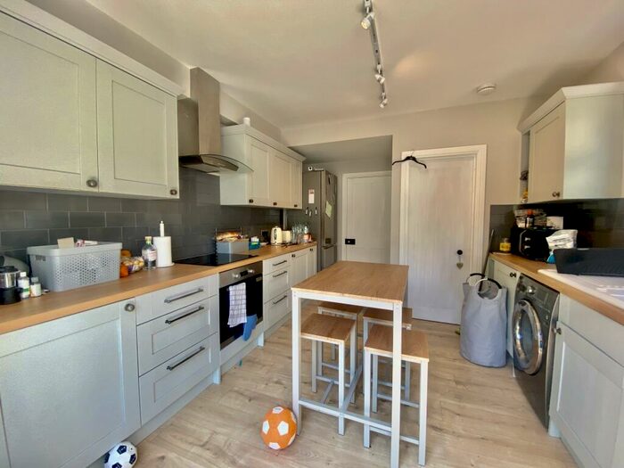 3 Bedroom Terraced House To Rent In George Street, Eastleigh, SO50