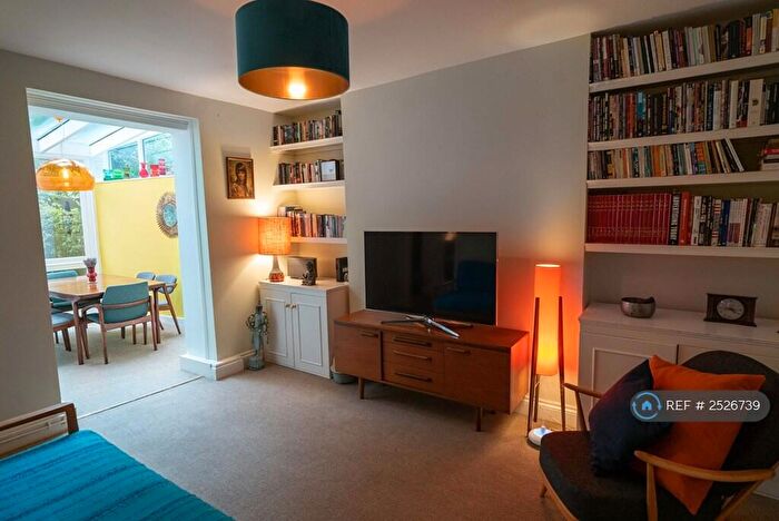 1 Bedroom Flat To Rent In Dalston, London, E8