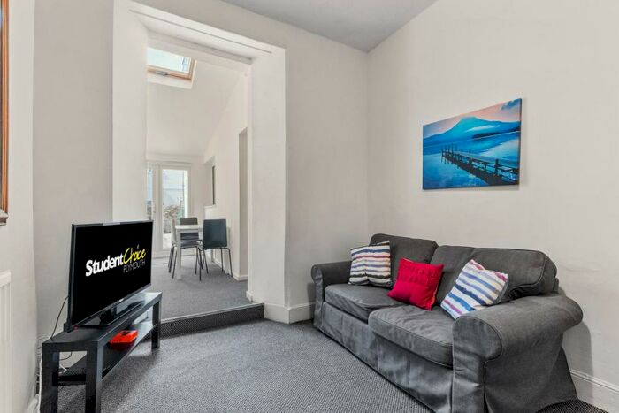 4 Bedroom Terraced House To Rent In Plym Street, Plymouth, Devon, PL4