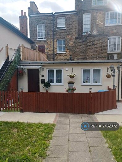 1 Bedroom Flat To Rent In London Road, Mitcham, CR4