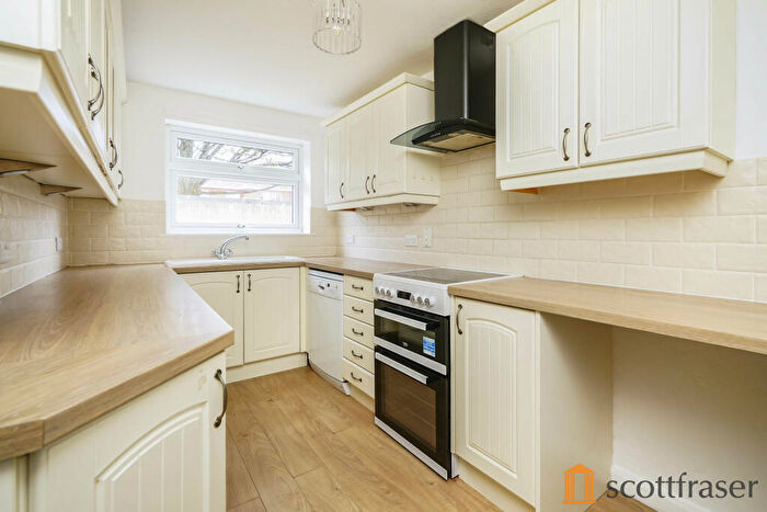 2 Bedroom Apartment To Rent In Moorland Road, Witney, OX28