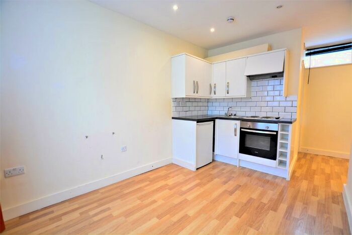 Studio To Rent In Elder Place, City Centre, Brighton, BN1