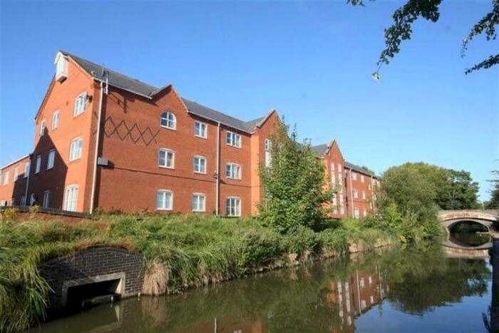 2 Bedroom Flat To Rent In Gas Street, Leamington Spa, Warwickshire, CV31