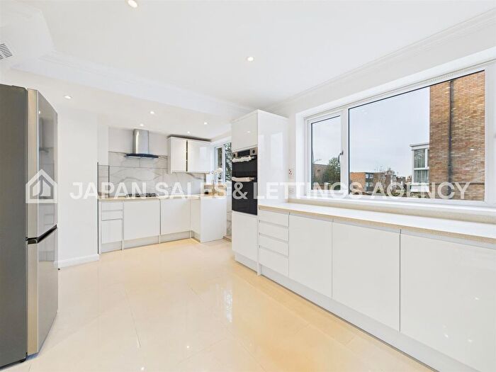 4 Bedroom End Terrace House To Rent In Hardwick Green, West Ealing, London, W13