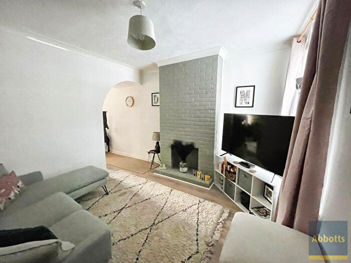 3 Bedroom Terraced House To Rent In St. Olaves Road, NR3