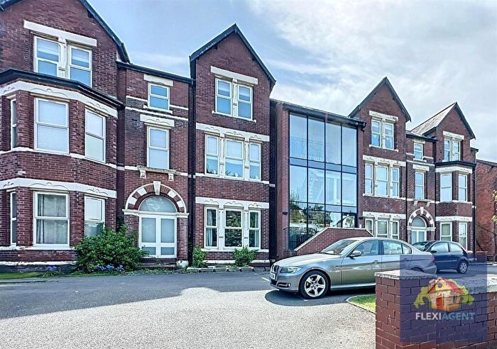 2 Bedroom Apartment For Sale In Lathom Road, Southport, Merseyside, PR9