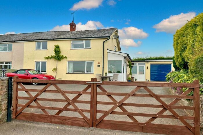 3 Bedroom Semi-Detached House For Sale In Whitestone, Hereford, HR1