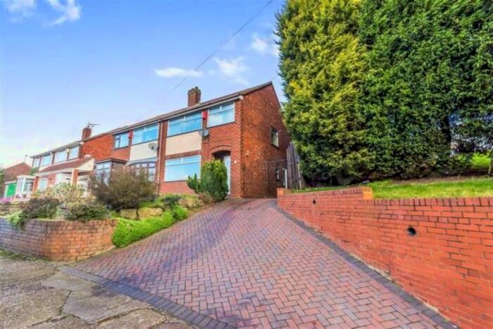 3 Bedroom Semi-Detached House To Rent In Dibdale Road, Dudley, West Midlands DY1