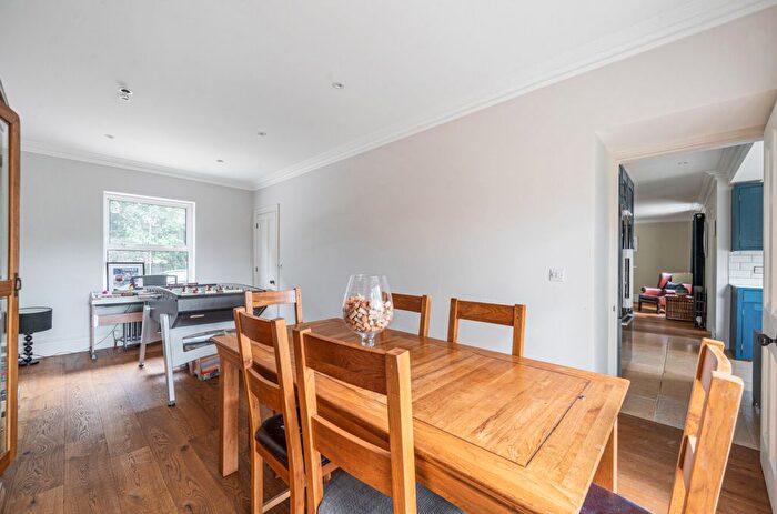 4 Bedroom Detached House For Sale In Hollybush Lane, Burghfield Common, Reading, Berkshire, RG7