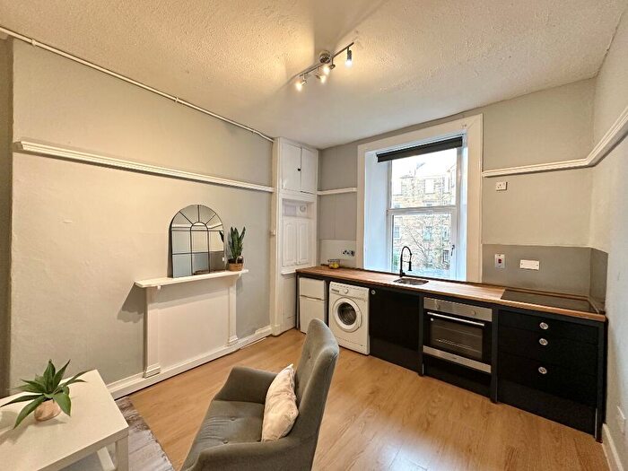 1 Bedroom Flat To Rent In Ibrox Street, Govan, Glasgow, G51