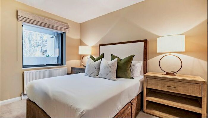 2 Bedroom Flat To Rent In Fulham Road, London, SW3