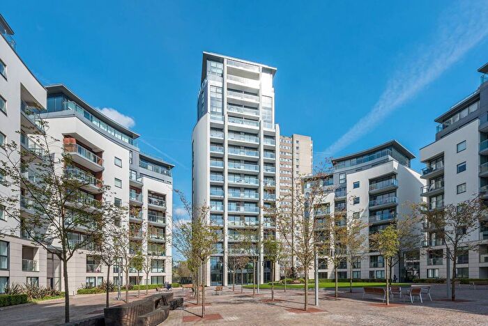 1 Bedroom Flat For Sale In Kew Bridge West, Brentford, TW8
