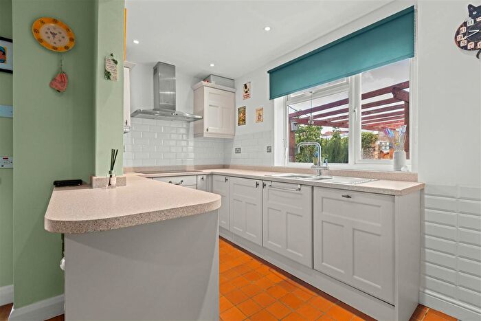 3 Bedroom Semi-Detached House For Sale In Catherine Gardens, Hounslow, TW3