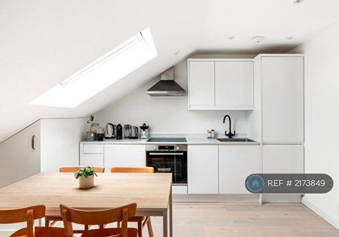 1 Bedroom Flat To Rent In Clarendon Villas, Hove, BN3