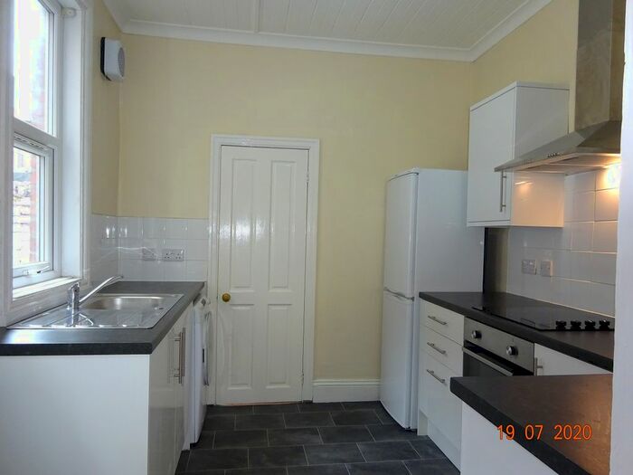 2 Bedroom Flat To Rent In Ashleigh Grove, Jesmond, Newcastle Upon Tyne NE2
