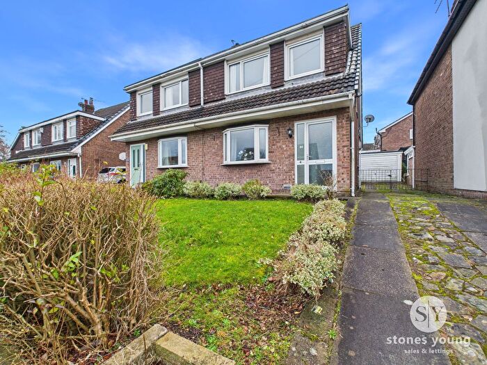 3 Bedroom Semi Detached House For Sale In Harebell Close, Blackburn, BB2