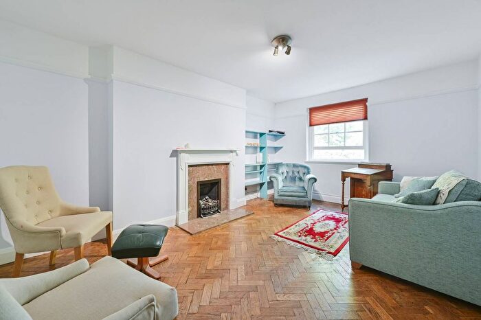 1 Bedroom Flat To Rent In X, Bloomsbury, London, WC1H