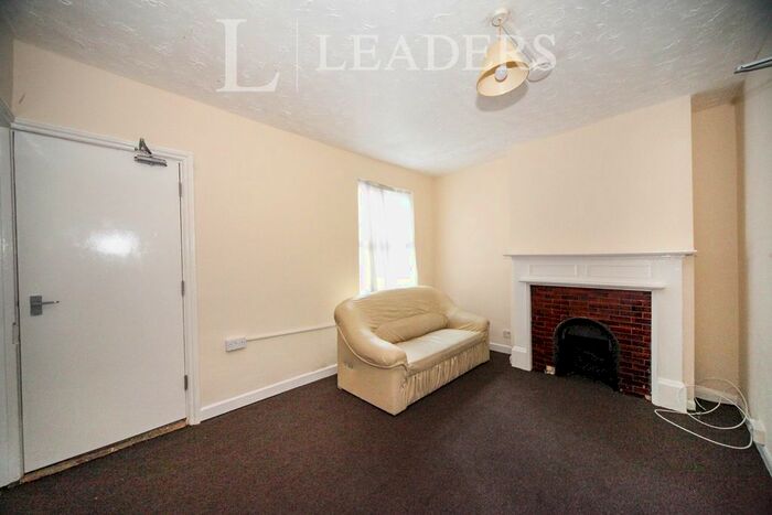 5 Bedroom Terraced House To Rent In Cowper Street, Luton, LU1