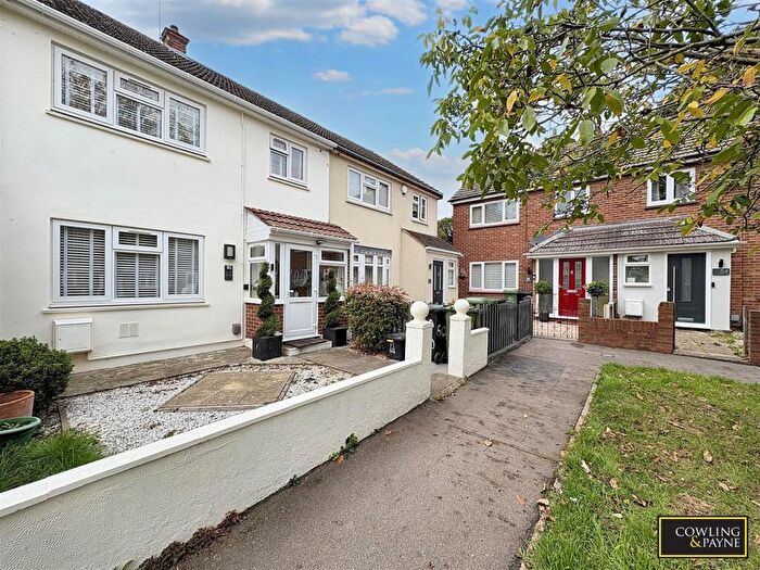 3 Bedroom Terraced House For Sale In Bridge Road, Wickford, SS11