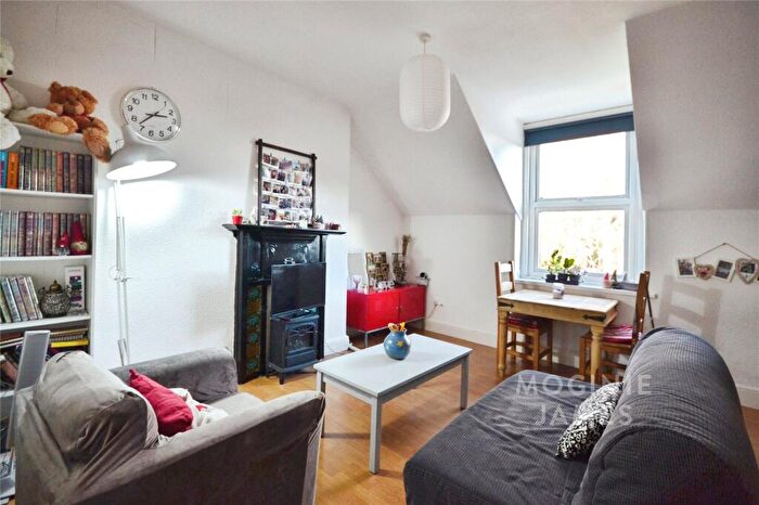 1 Bedroom Property For Sale In Pen-y-Lan Road, Pen-Y-Lan, Cardiff, CF23