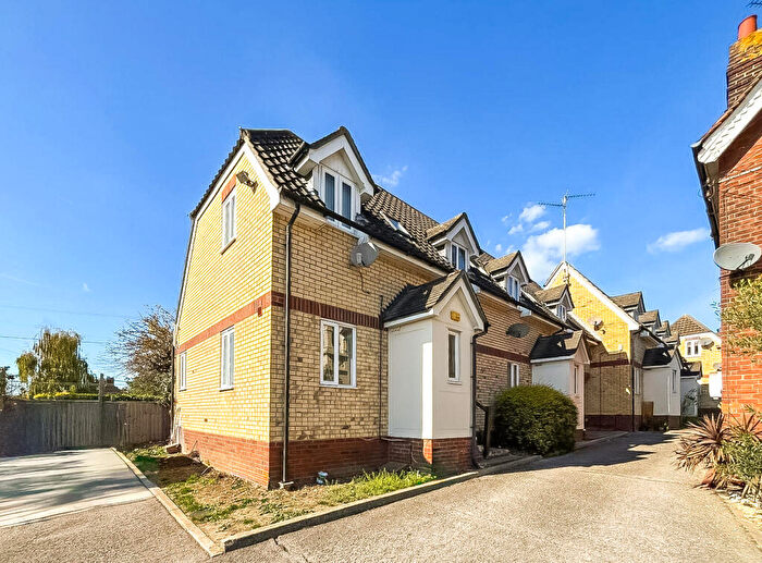 1 Bedroom Maisonette To Rent In Jacquard Way, Braintree, Essex, CM7