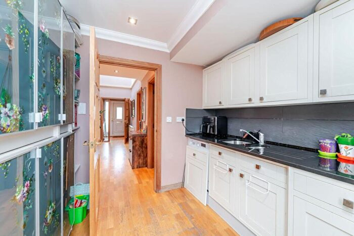 5 Bedroom Detached House For Sale In Curling Pond Lane, Longridge, Bathgate, EH47