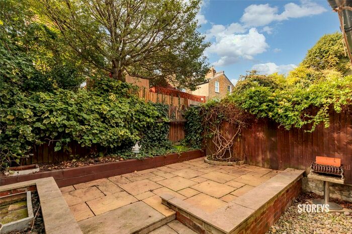 2 Bedroom Flat To Rent In Leander Road, Brixton, London, SW2